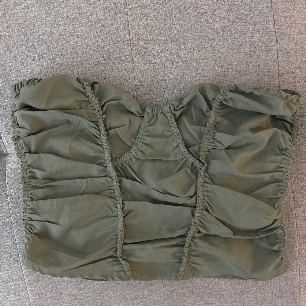 Strapless green going out top
